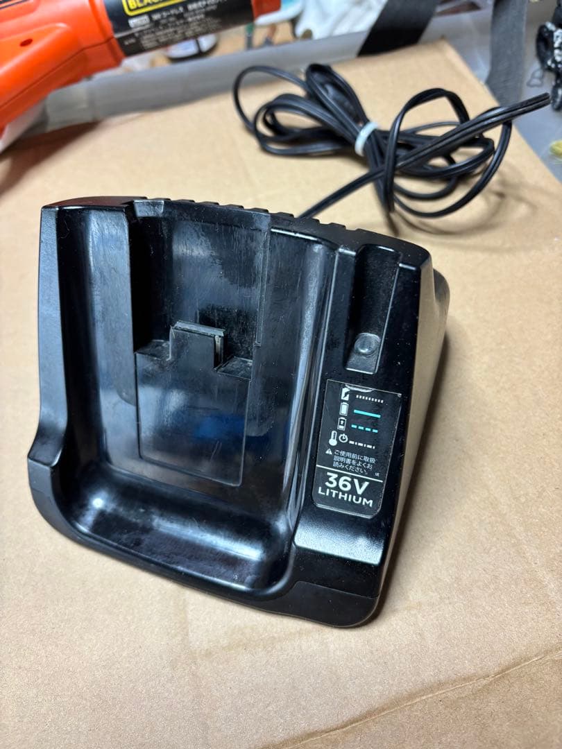 BLACK＆DECKER 36V GLC36N草刈り機　　へポコン