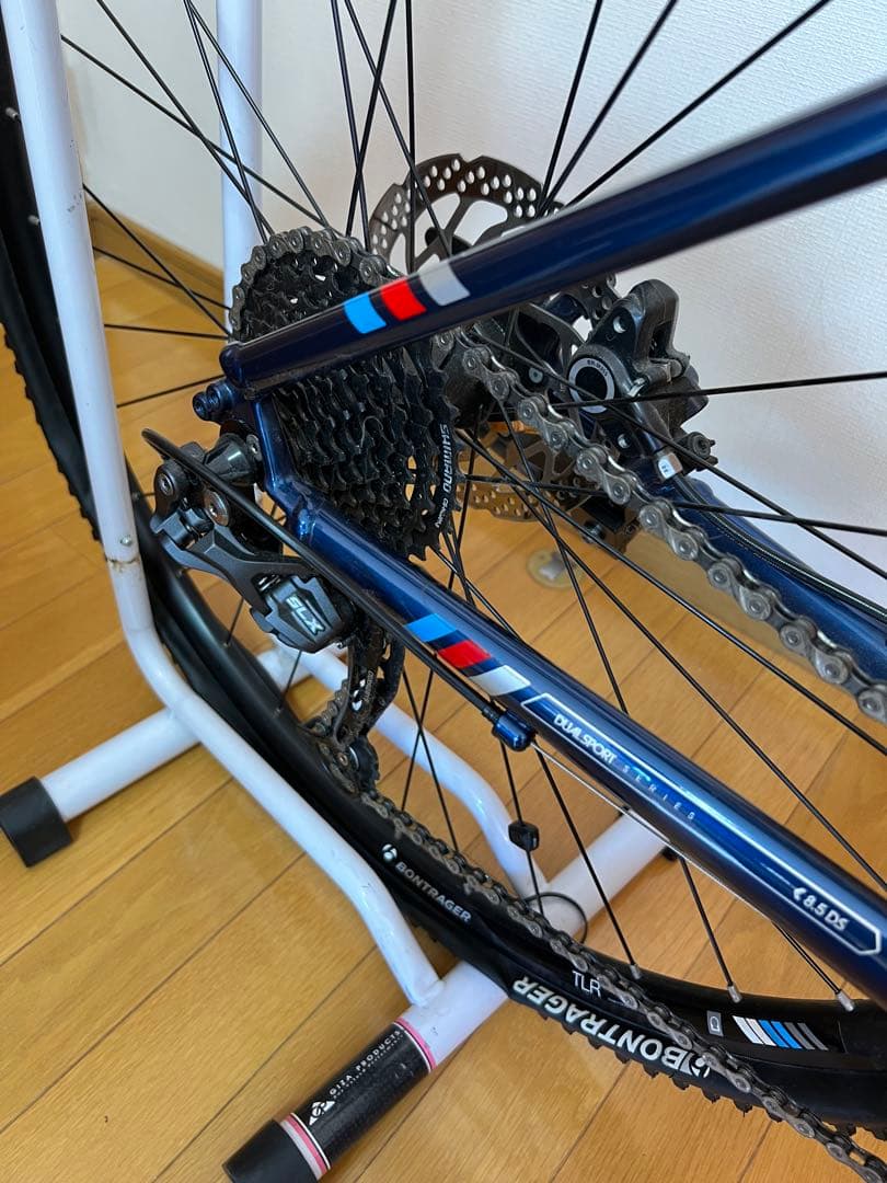 [直接お引き渡し、熊本市近郊] TREK クロスバイク 青 赤