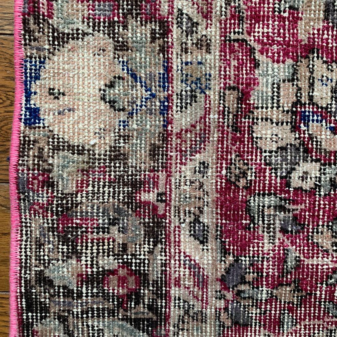 超大判　トルコヴィンテージラグ　チェリーピンク　255×134 トルコラグ