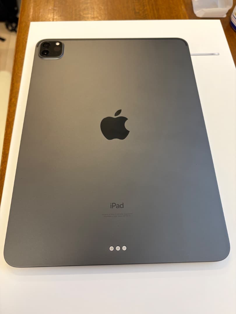 iPad Pro11インチ第3世代128GB+Magic Keyboardセット