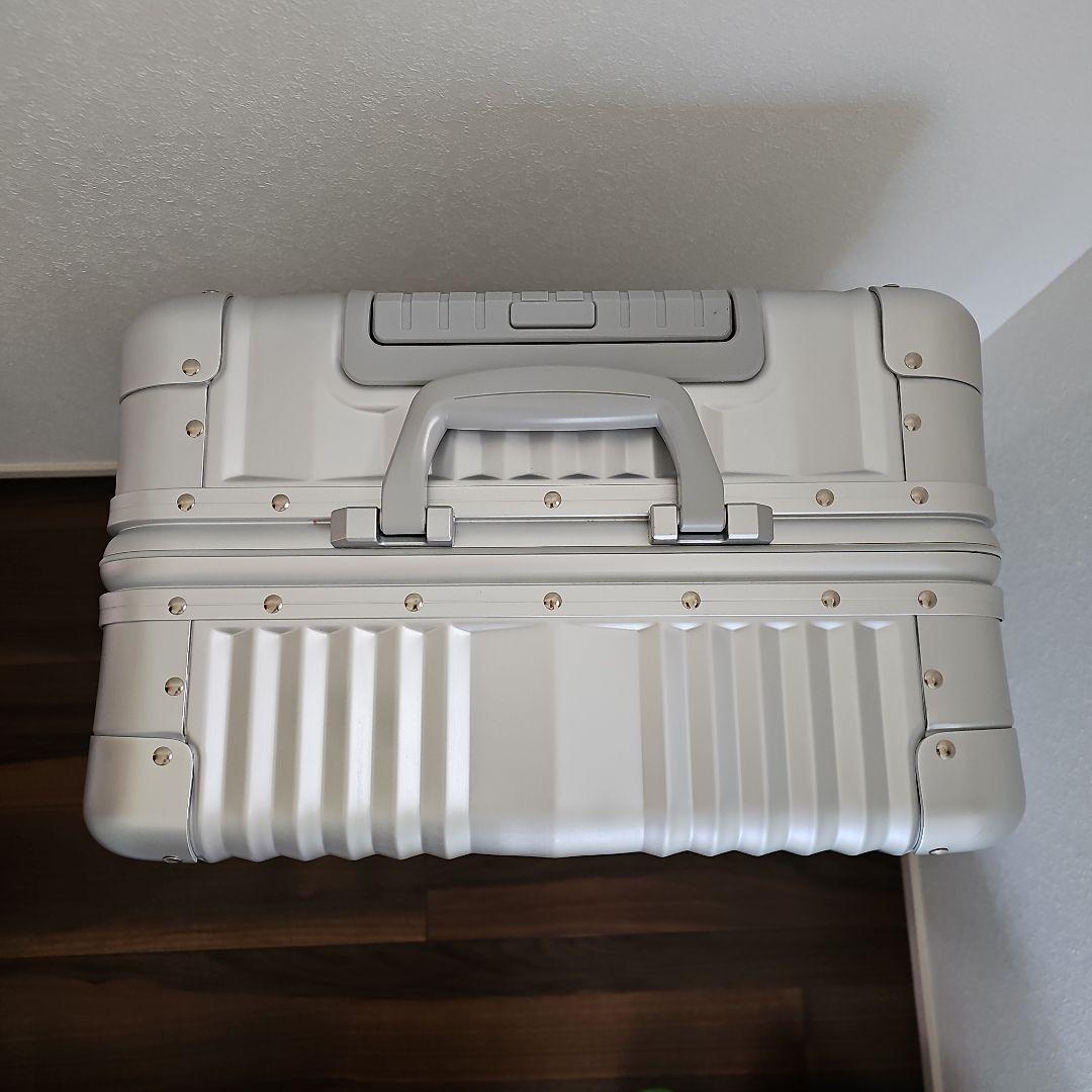 gyozadaisuki　ルセデス　ベンツ　非売品　キャリーケース　新品