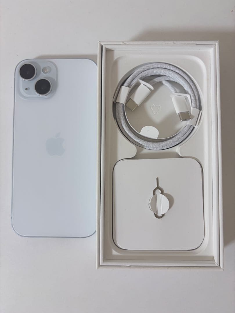 Apple iPhone 15 ブルー 本体　ゆめ