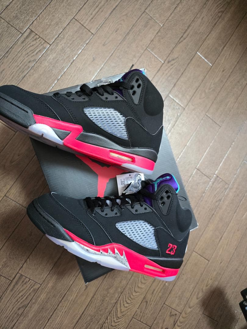 AIR JORDAN　５　Retro　トップ３