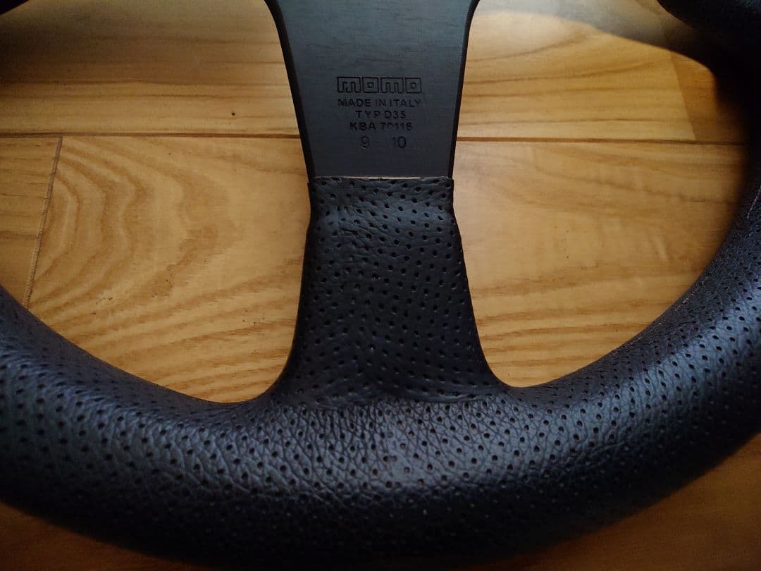 専用出品正規美品MOMO Competition 35cm（スペーサー付き）