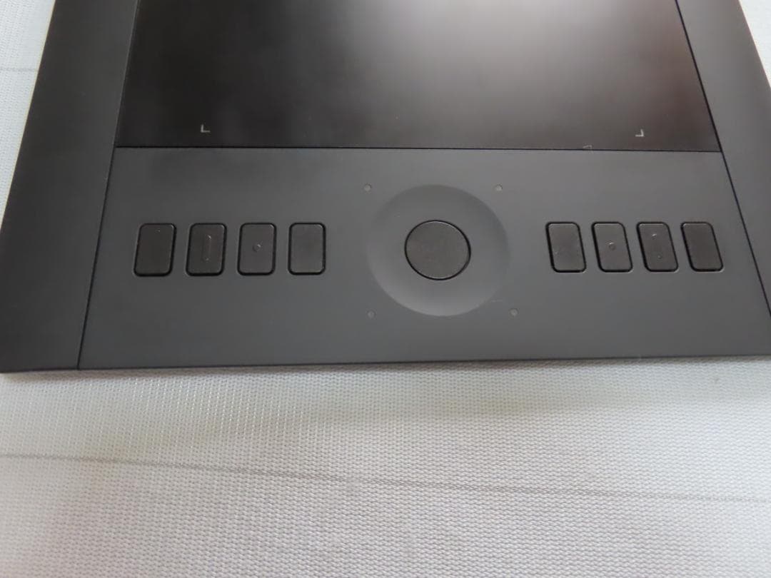 ワコム　ペンタブレット   PTH-651/K1