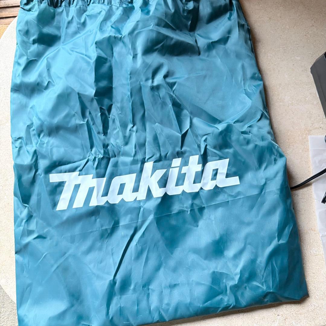 マキタ 18V 充電式草刈機 樹脂刃付 バッテリー充電器付き MUR189DWF