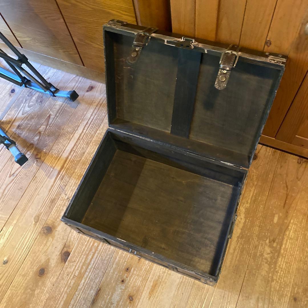 アンティーク調　レザー木箱　革張り　ケース　ボックス　蓋付き　トランク風