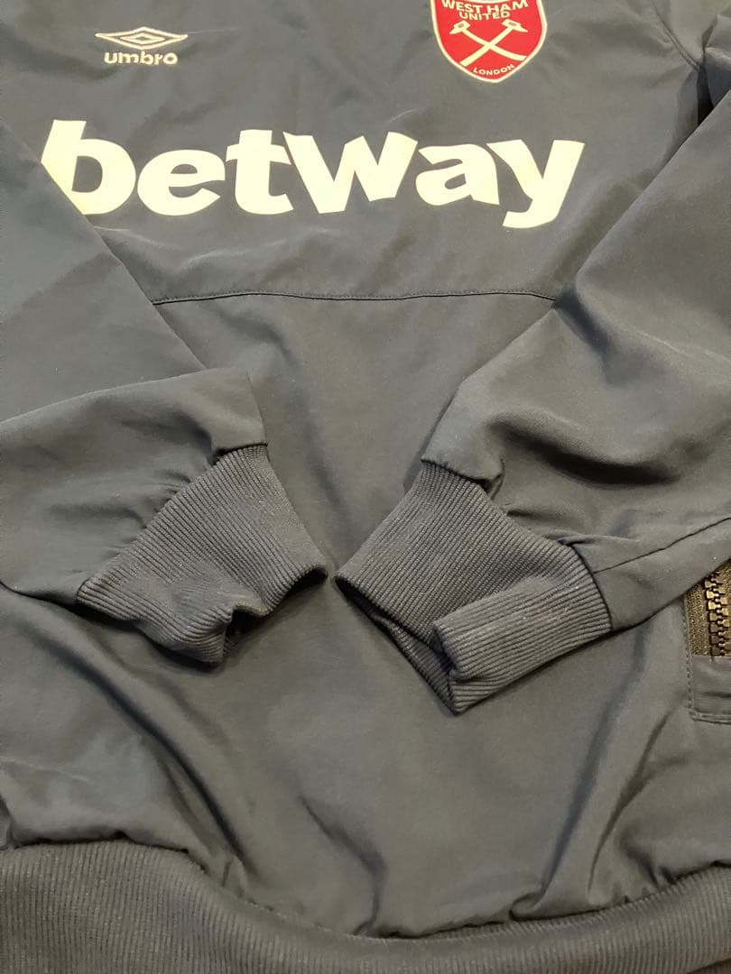 ウエストハム UMBRO プルオーバー betway 古着　アンブロスウェット