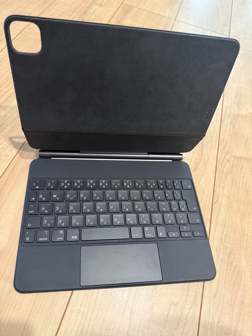 iPad Air第四世代　純正キーボード付き