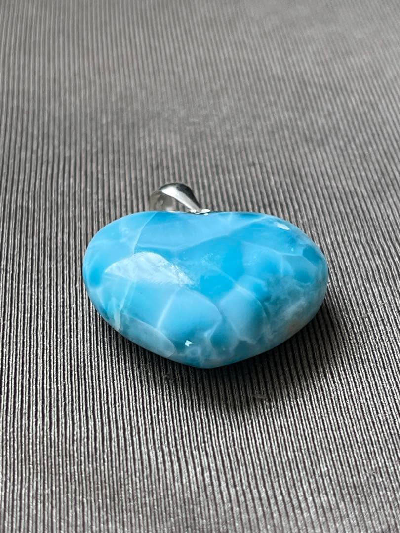 天然石☆高品質！ラリマーハート型ペンダントトップ☆濃いブルー＆模様が美しい！