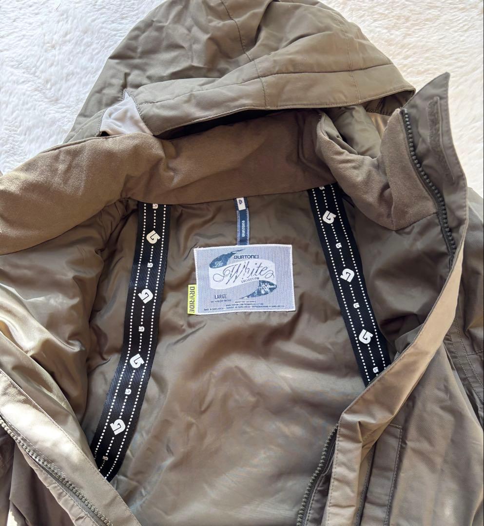 子ども用スノーボードウェア　（緑・茶）