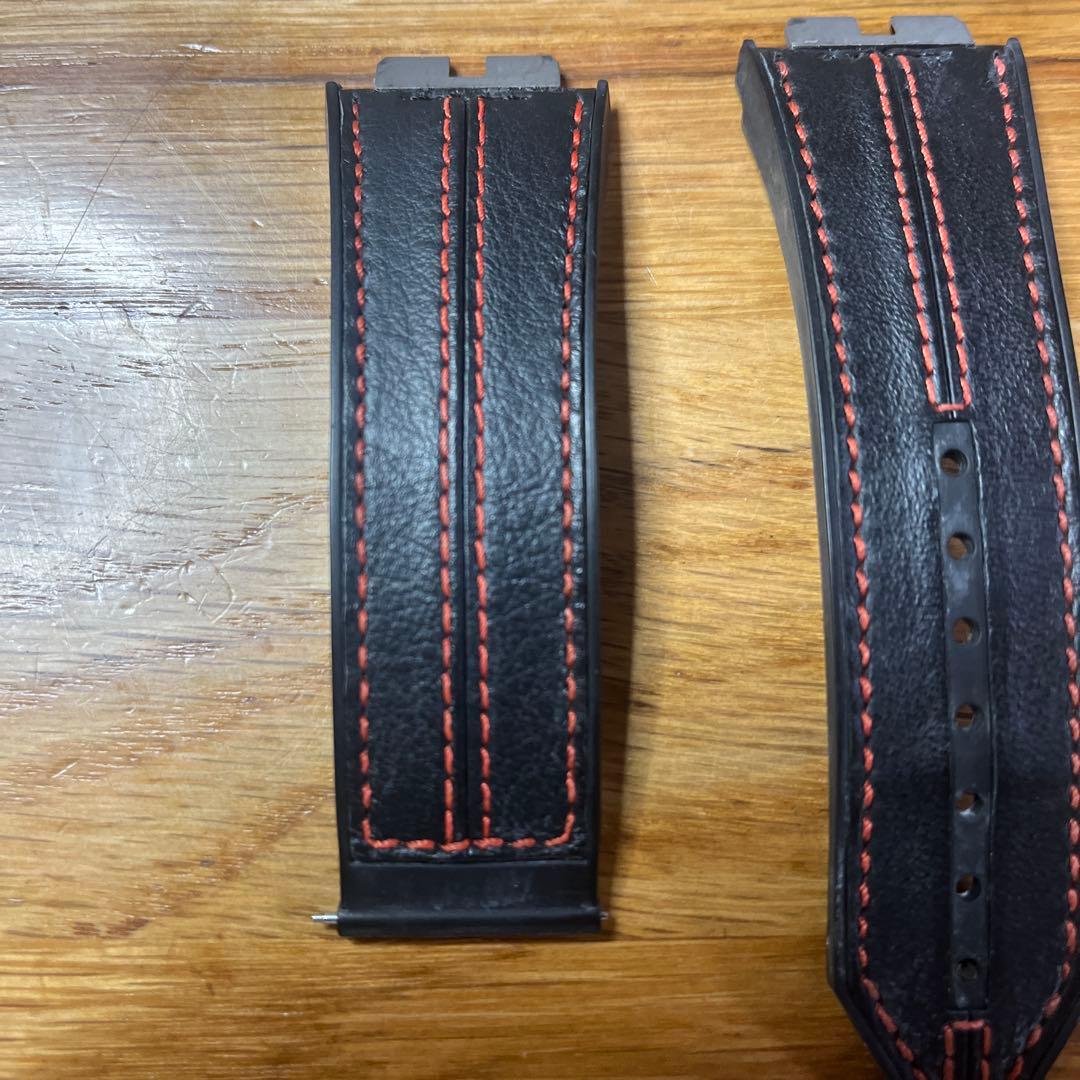 ウブロ　ビッグバン　黒 赤ステッチ