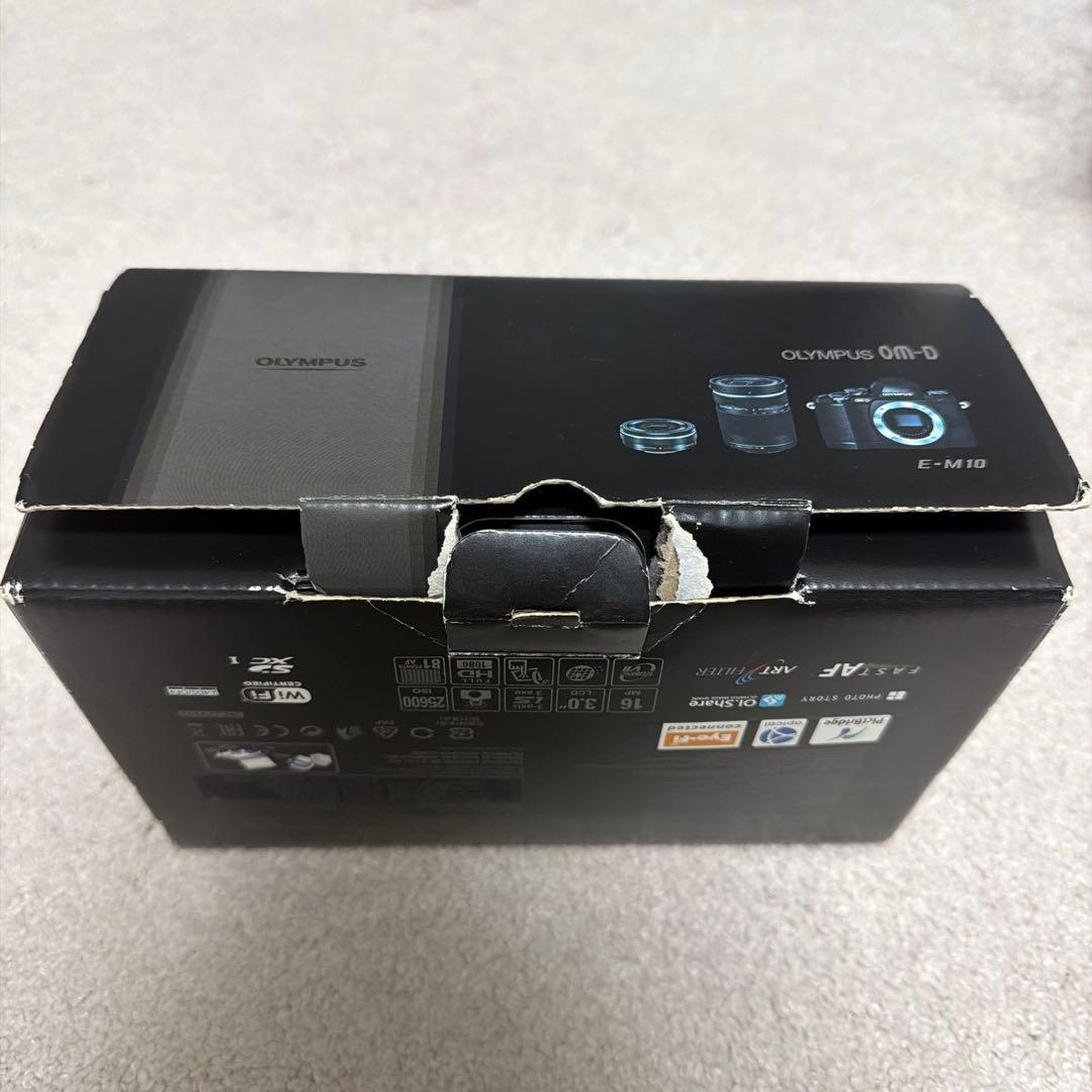 OLYMPUS OM-D E-M10 レンズ2本セット 動作良好