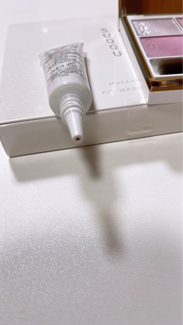 SUQQU 2025 ホリデー　限定アイシャドウ　チーク　愛華