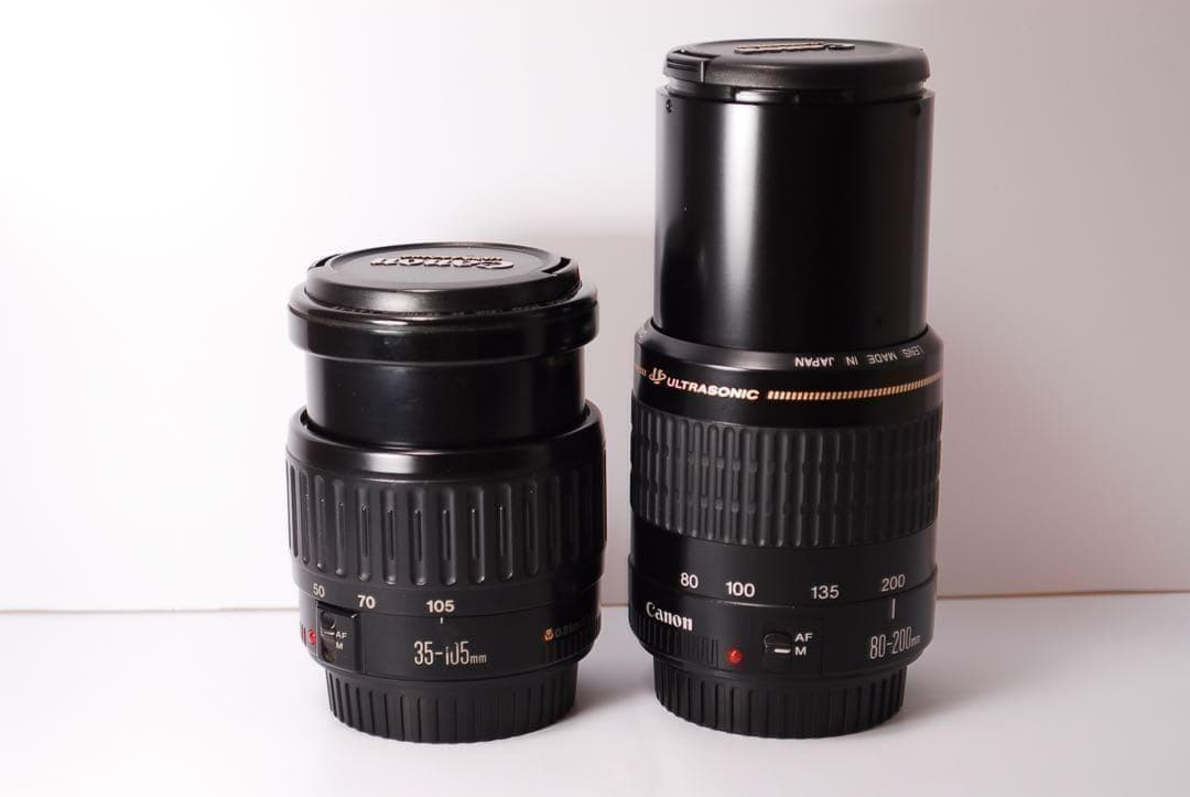 Canon Kiss X7 一眼レフ ダブルレンズ　高画質　軽量　コンパクト☘️