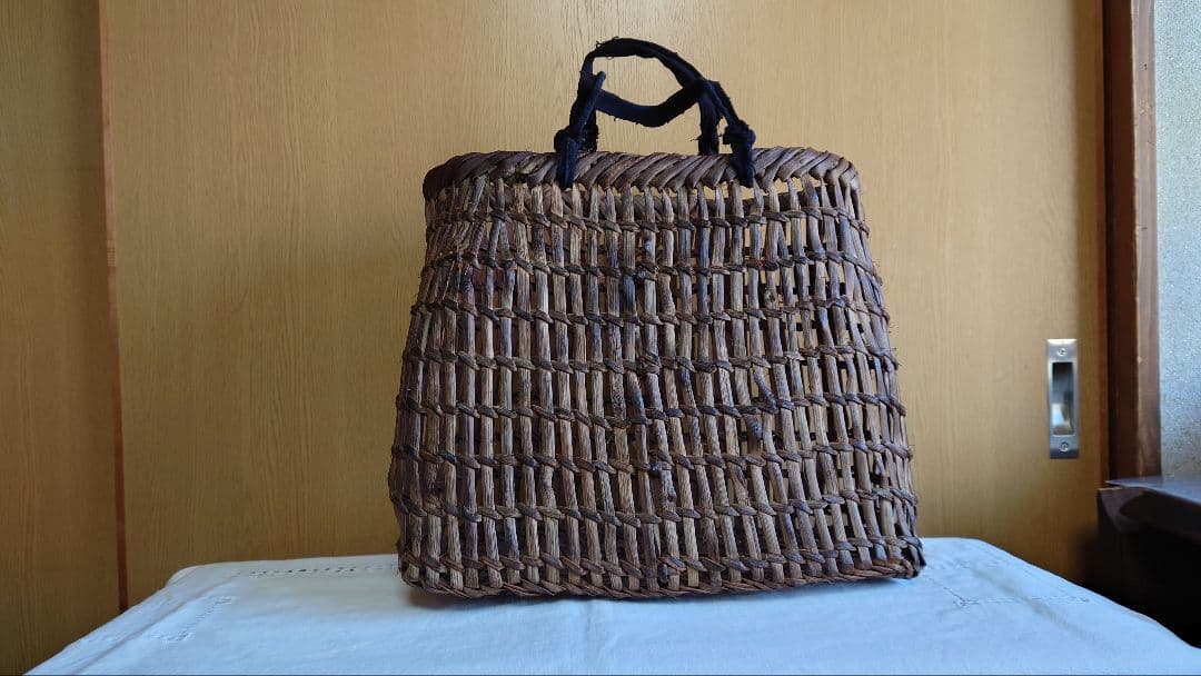 古い籠 山葡萄 籠バッグ 葡萄籠 籠 透かし編み