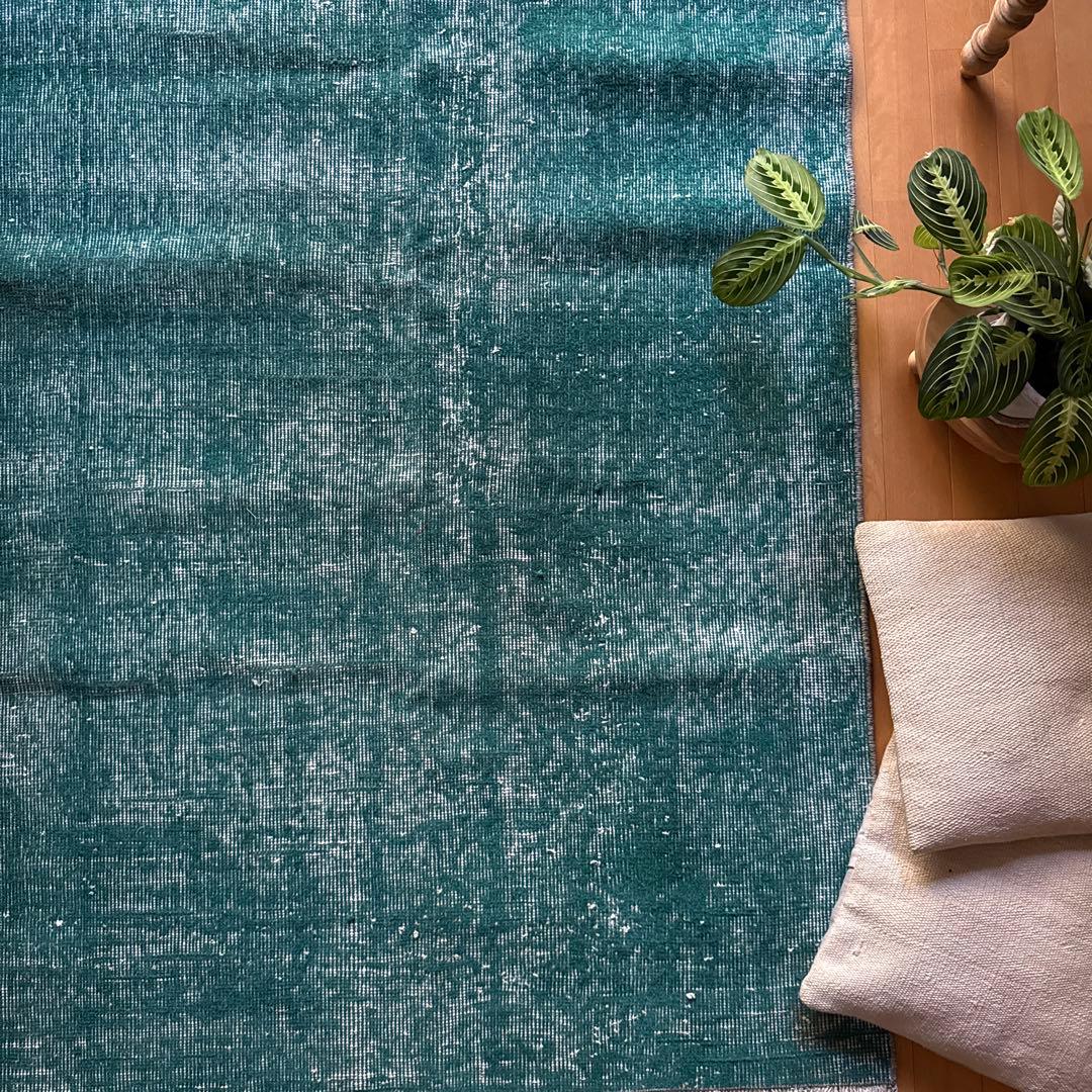 102.5×190 深みあるグリーン　ワンカラーラグ　トルコヴィンテージラグ