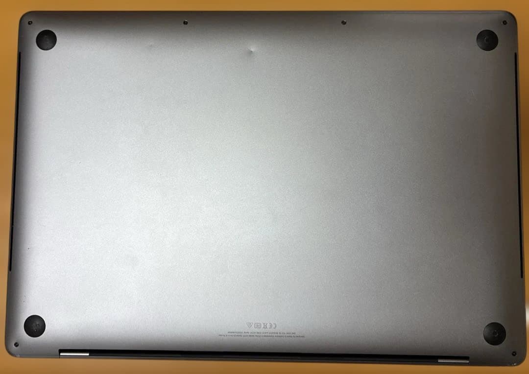 yuki8803 　MacBook Pro 2019 16インチ