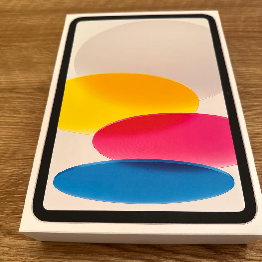 美品　iPad 10世代 64GB（アイパッド、アイパット、ipad）シルバー