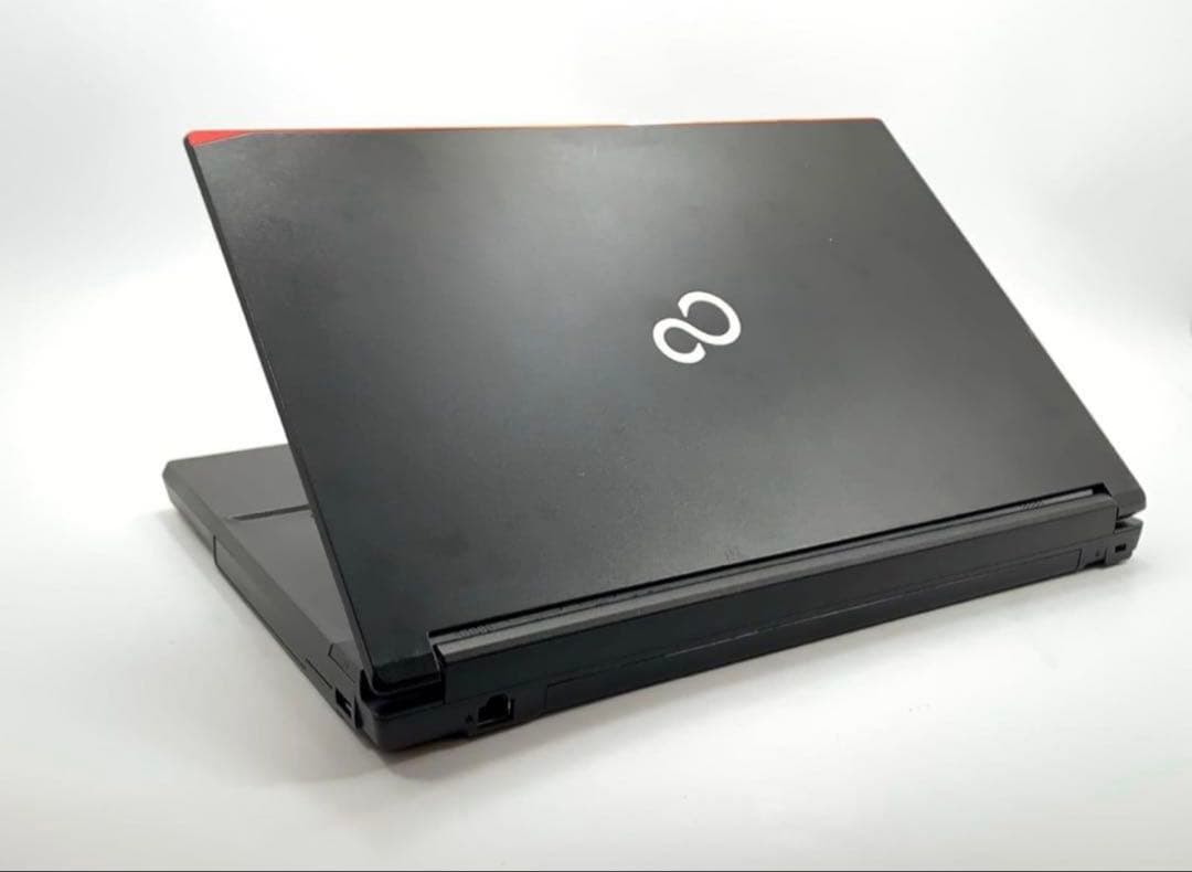 サクサクスピード ノートパソコン core i5富士通 16GB 256ssd