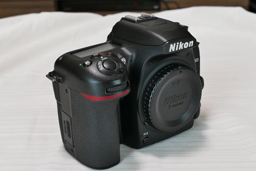 美品 NIKON D7500