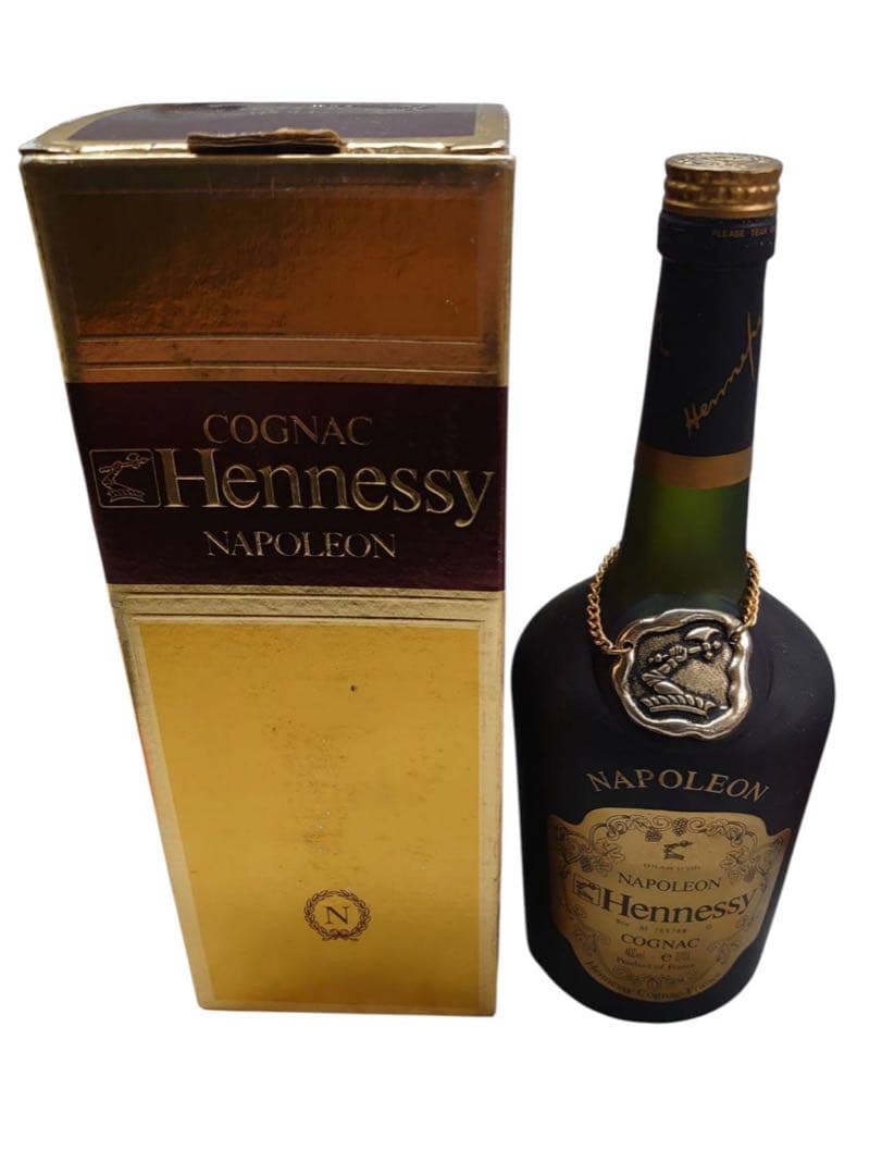 ヘネシー ナポレオン コニャック 金キャップ 700ml 40%　箱付