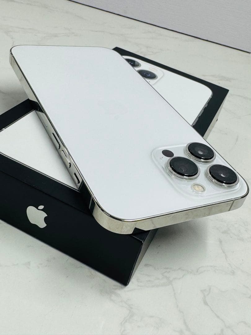 iPhone 13 Pro Max 128GB MLJ53J/A SIMフリー