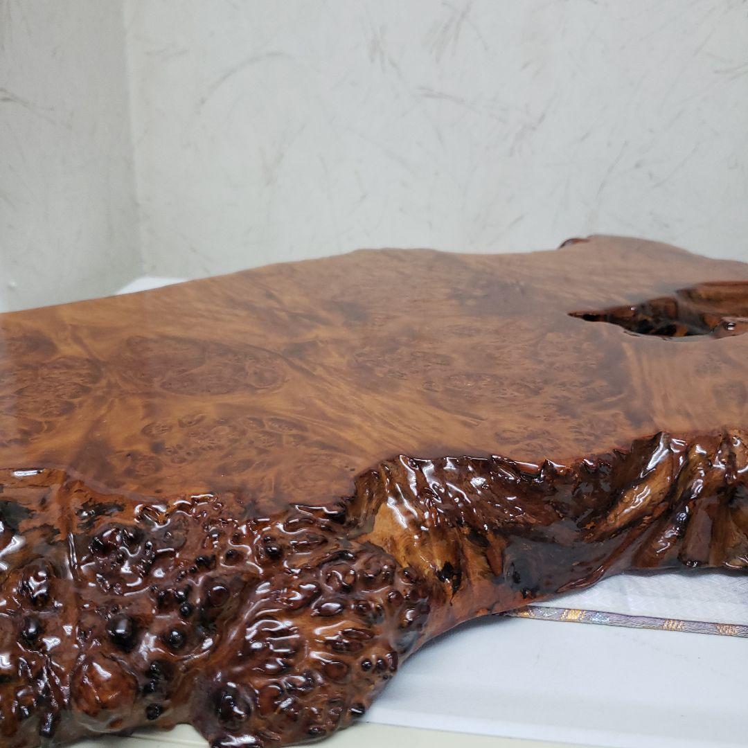 蔵出し特価　玉杢花台　花梨こぶ木製テーブル 自然な形状 光沢仕上げ