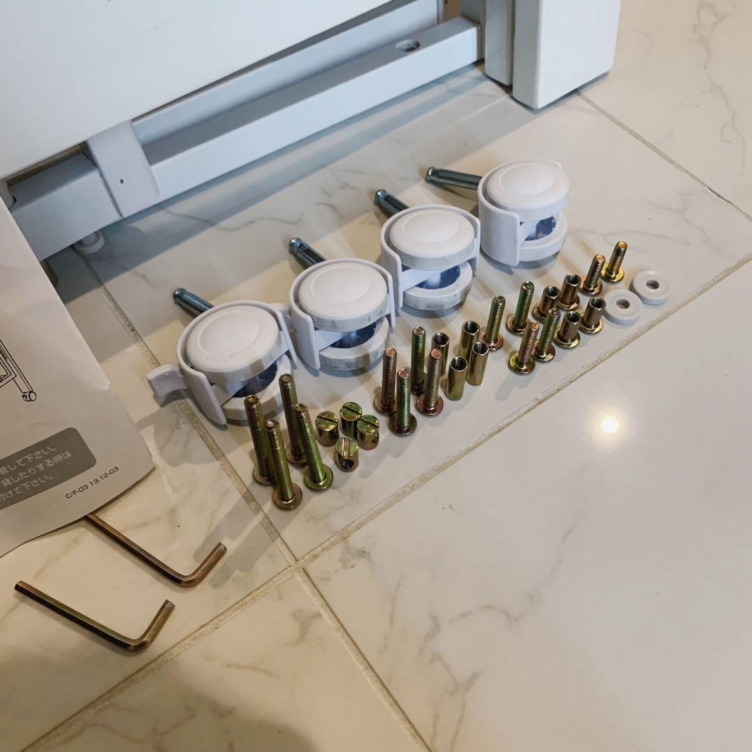 【♡送料込♡】カトージ ベビーベッド タチベッド ホワイト⭐︎