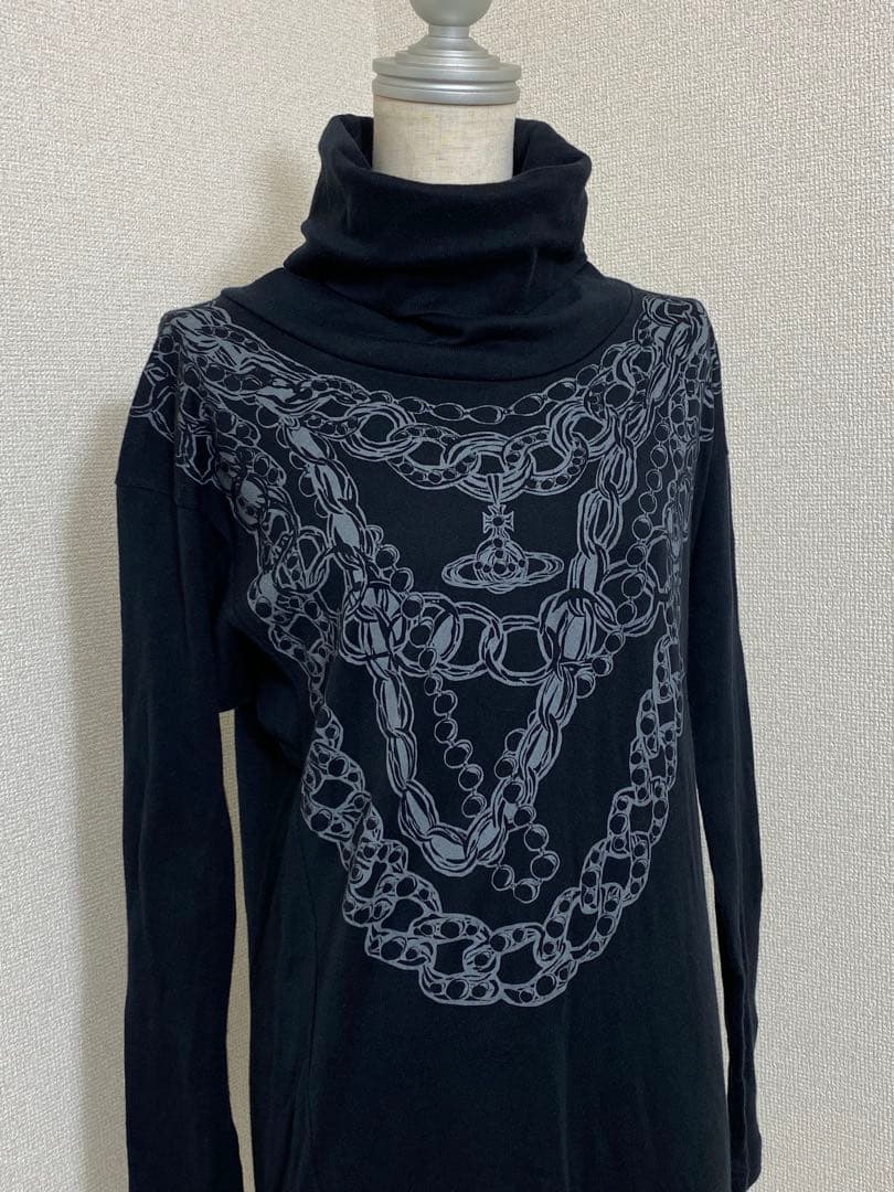 9242Vivienne Westwood オーブ チェーン柄 ハイネック 変形
