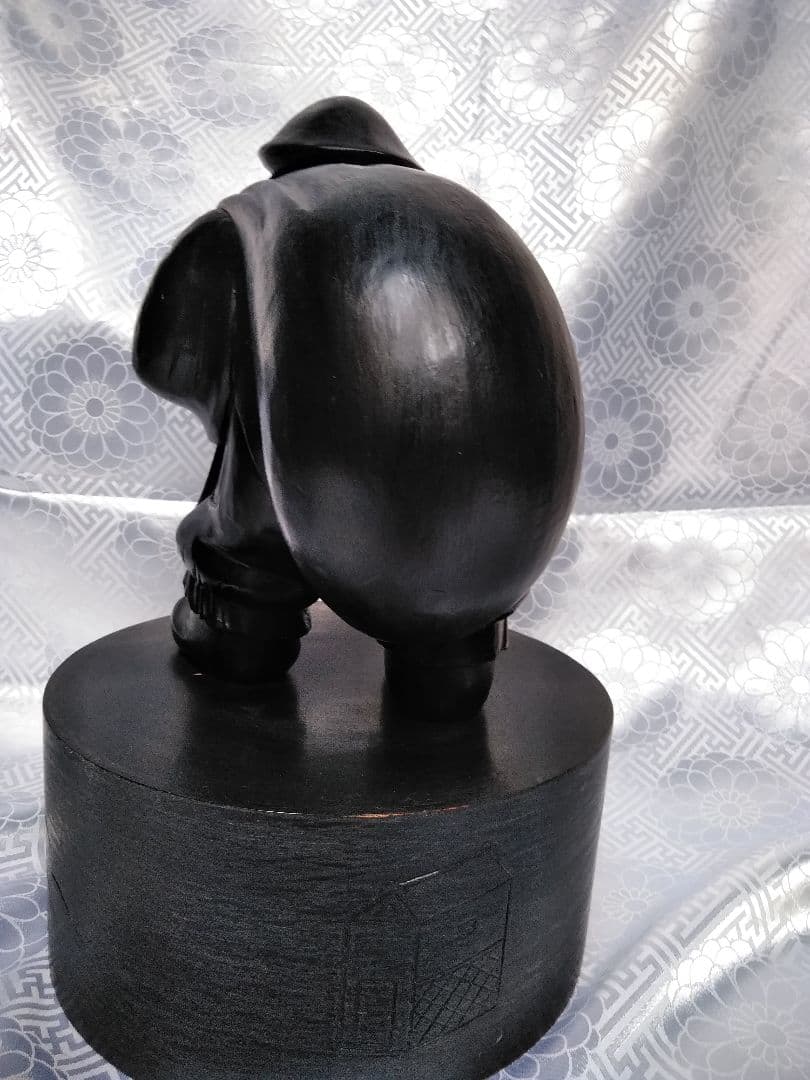 走り大黒天　木彫り