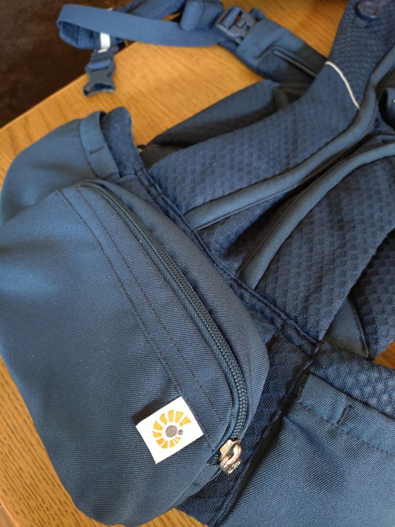 【お値下げ中】ergobaby OMNI breeze 抱っこひも