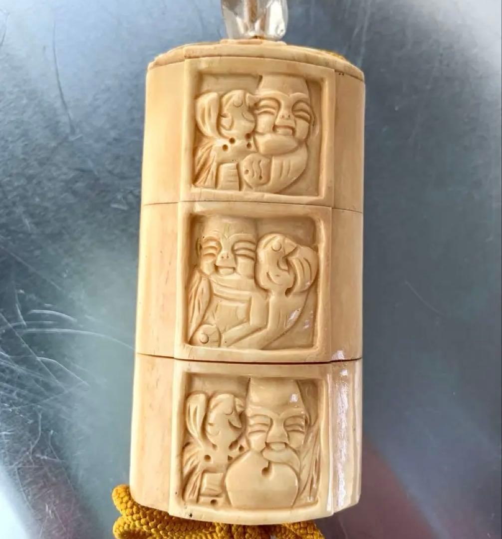 印籠　翁・仙人の文様　瓢箪の根付け　アンティーク　工芸品