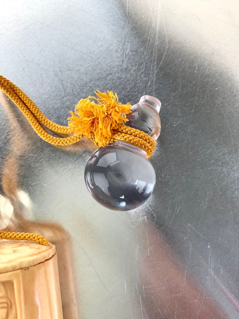 印籠　翁・仙人の文様　瓢箪の根付け　アンティーク　工芸品