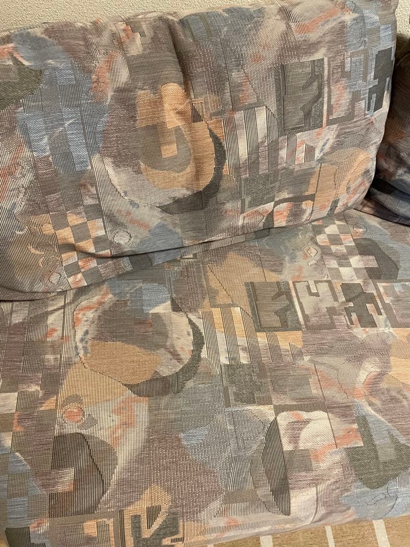 引き取り限定！ 抽象パターン ファブリック 2人掛けソファ