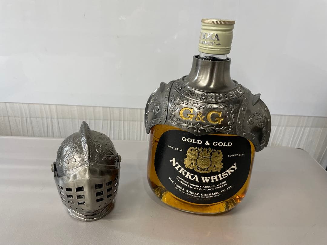 未開栓　ニッカウイスキー特級　騎士ボトル　西洋カブトG＆Ｇ