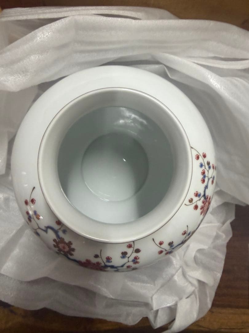 新品未使用　最高級　有田焼　花瓶　宮内庁御用達