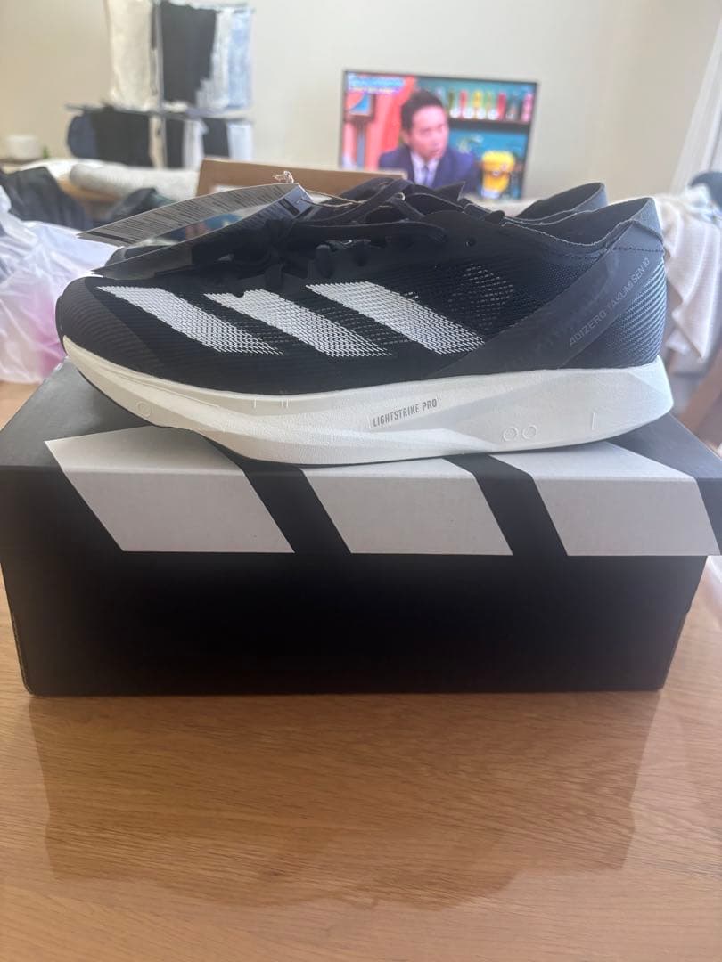 【新品・未使用】アディダス アディゼロ タクミ セン 10（26.0cm）