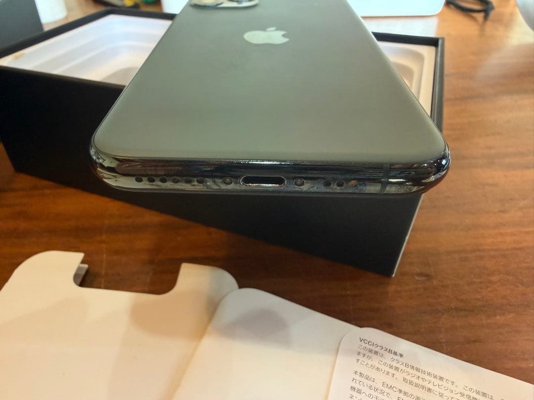 iPhone11pro ミッドナイトグリーン 256GB simフリー 箱付き