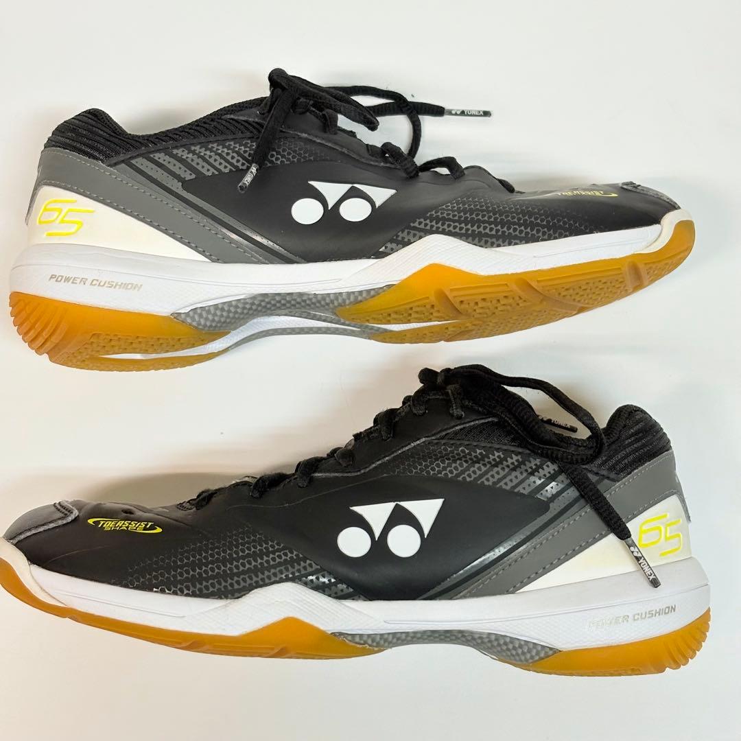 YONEX パワークッション　バドミントン　SHB-65Z 25.0cm