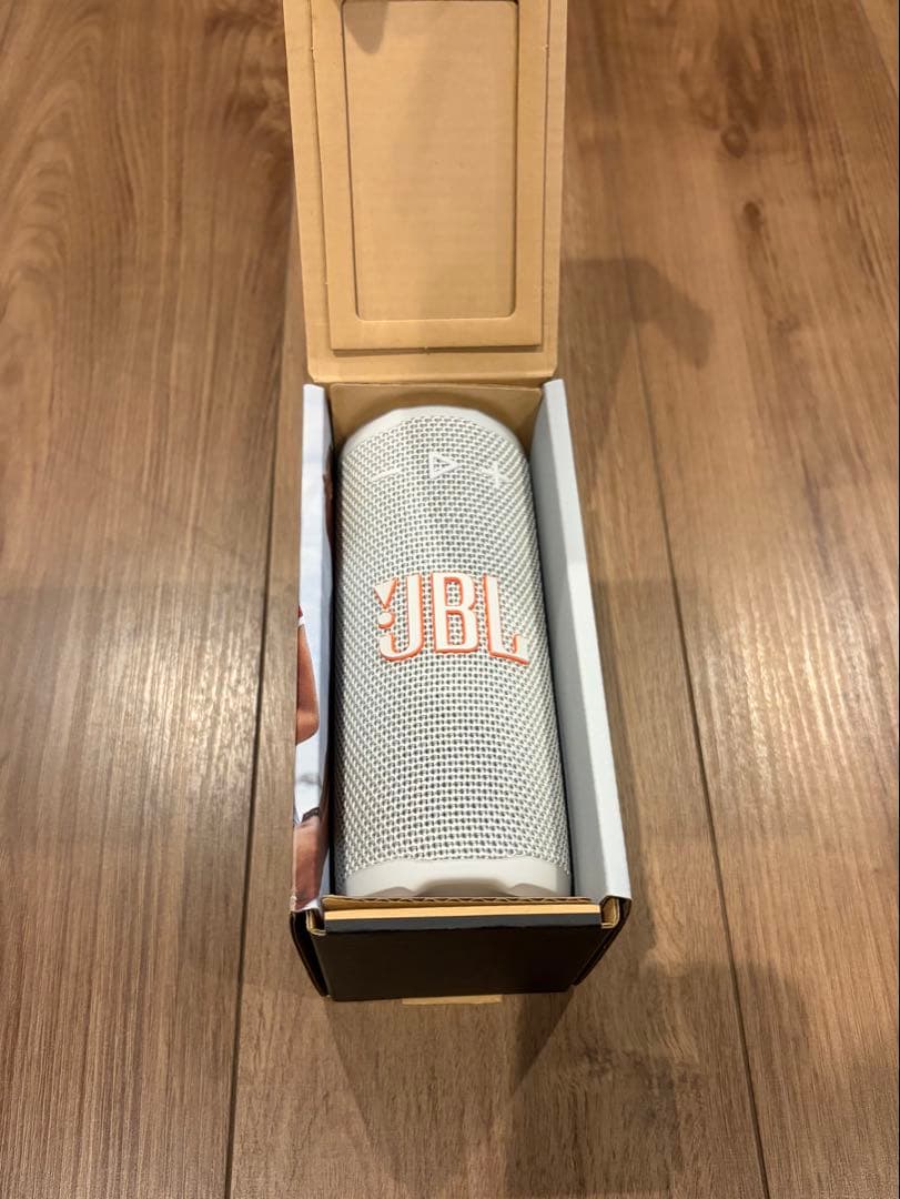 【新品未使用】JBL GRIP ワイヤレススピーカー ホワイト 防水