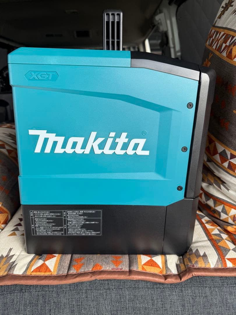 マキタ充電式電子レンジ MW001G