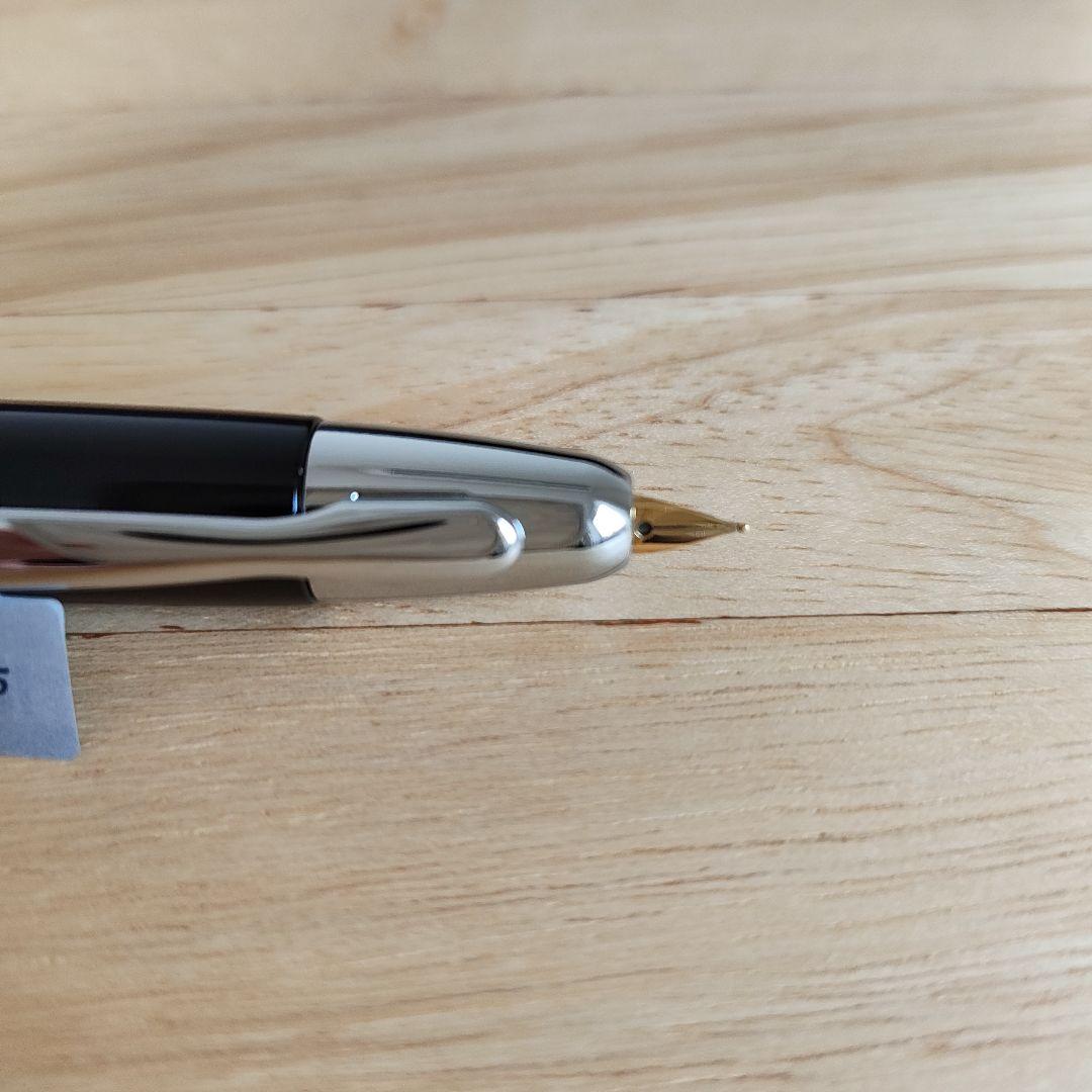 PILOT キャップレス 万年筆 F 細字