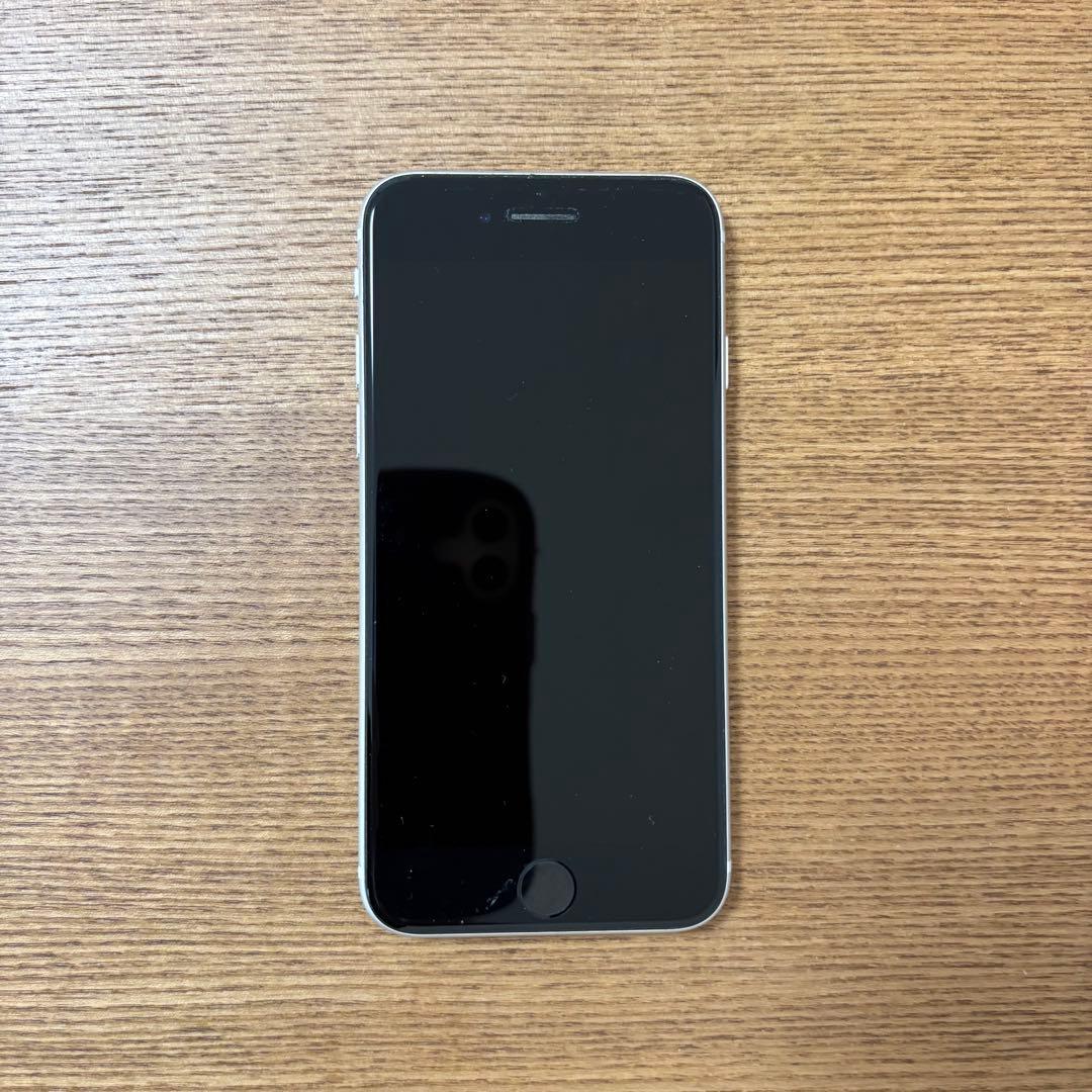 Apple iPhone SE 64GB ホワイト 本体