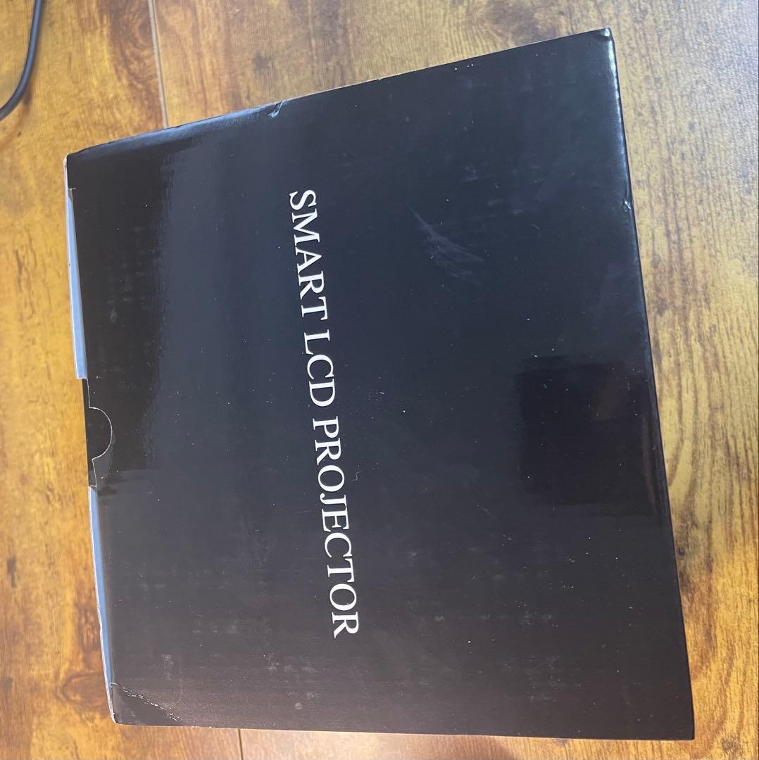 家庭用　プロジェクター　XBJ LCD