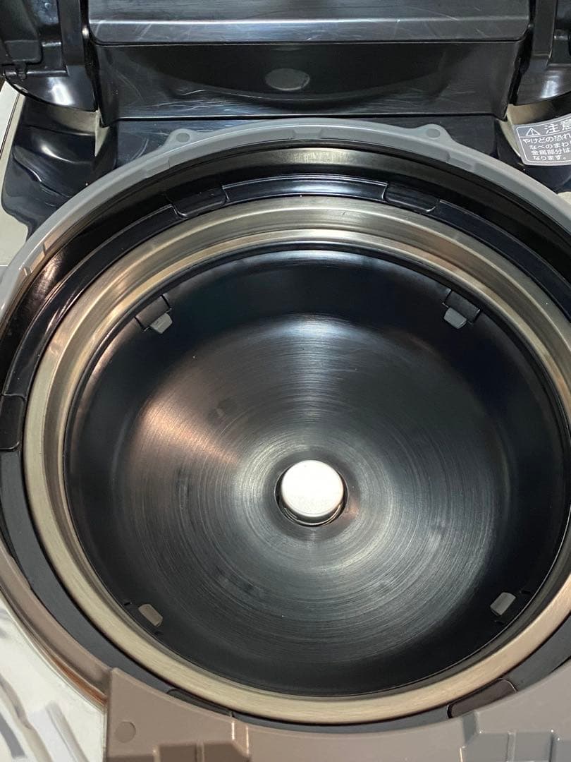 象印 圧力IH炊飯ジャー 5.5合炊き（南部鉄器 極め羽釜 ）