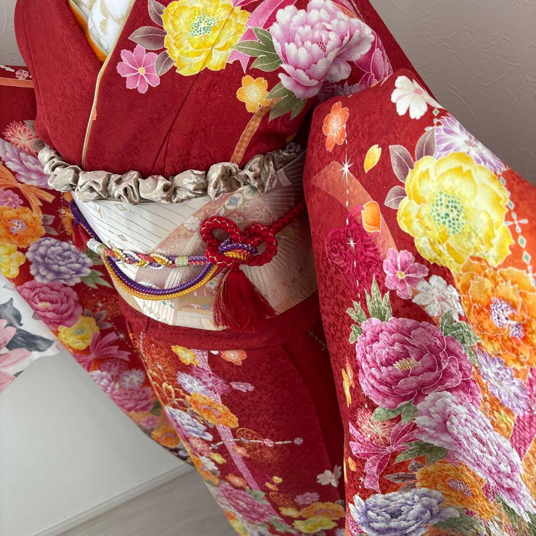 未使用に近い　正絹振袖フルセット　刺繍　金彩　銀通し　ラメオレンジ　牡丹　成人式