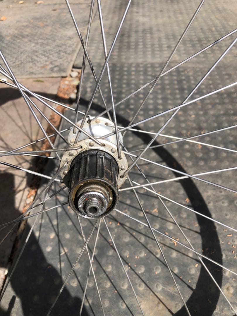 ロードバイク スポーツ 自転車