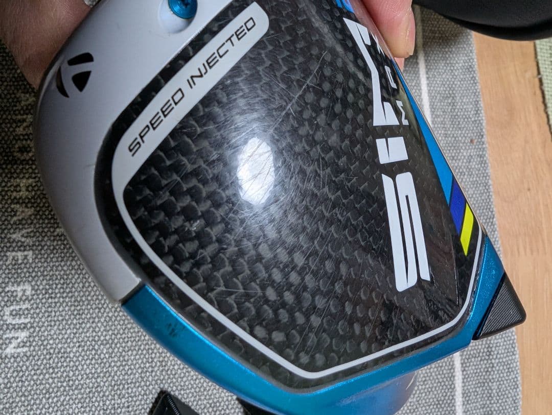 TaylorMade SIM2 MAX ドライバー 10.5度　ウエイト付き