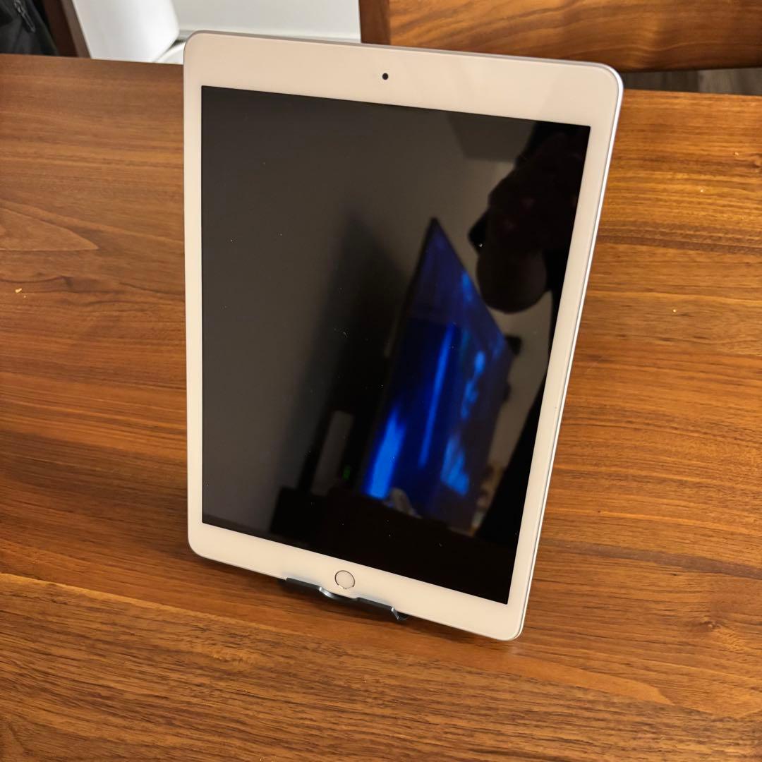 【美品】Apple iPad 第7世代 128GB Wi-Fiモデル